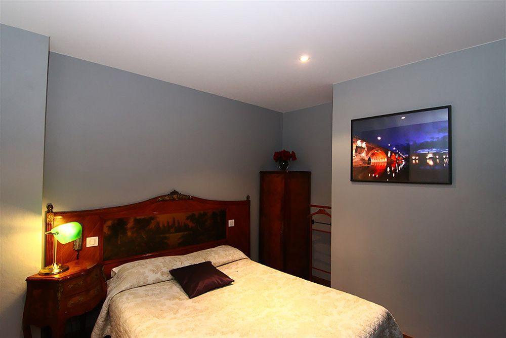 Arnaud Bernard Hotel Toulouse Bagian luar foto