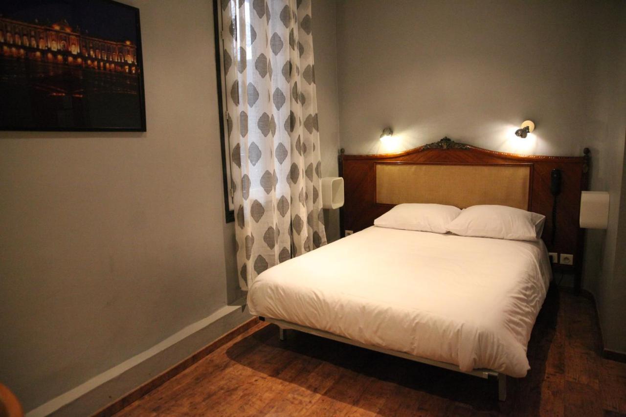 Arnaud Bernard Hotel Toulouse Bagian luar foto